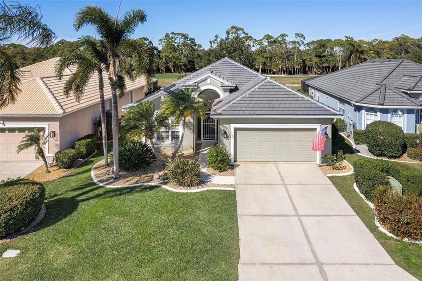 Welcome to esteemed Pelican Pointe Golf & Country Club, an - Beach Home for sale in Venice, Florida on Beachhouse.com