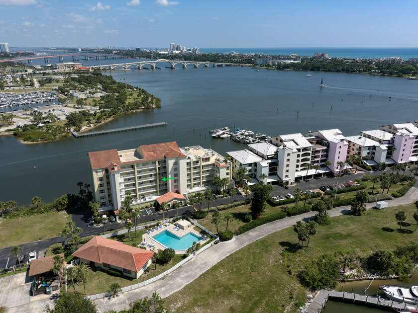 YOUR PRIVATE PENINSULA ON THE HALIFAX RIVER! Uniquely located on - Beach Home for sale in Daytona Beach, Florida on Beachhouse.com
