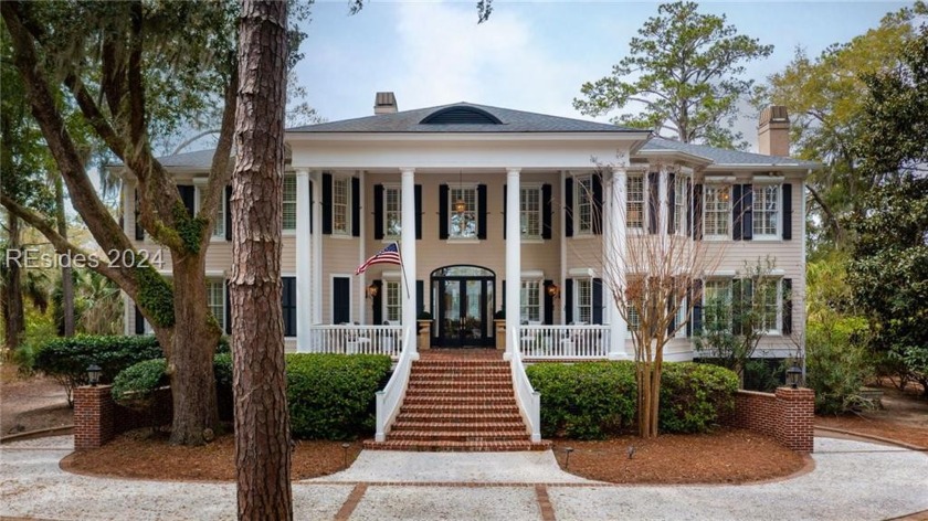 Stunning coastal home just steps from the beach and the sound on - Beach Home for sale in Daufuskie Island, South Carolina on Beachhouse.com