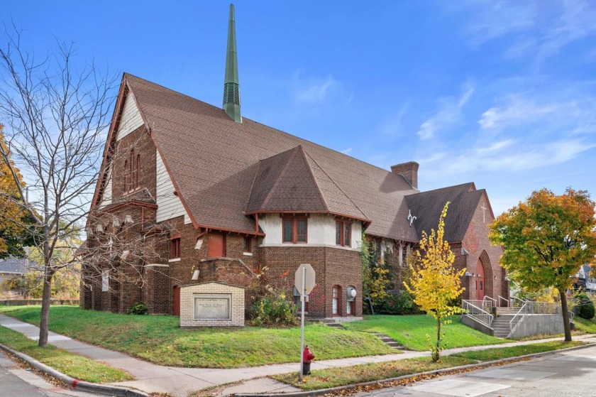 Welcome to this stunning church property in the heart of - Beach Commercial for sale in Milwaukee, Wisconsin on Beachhouse.com