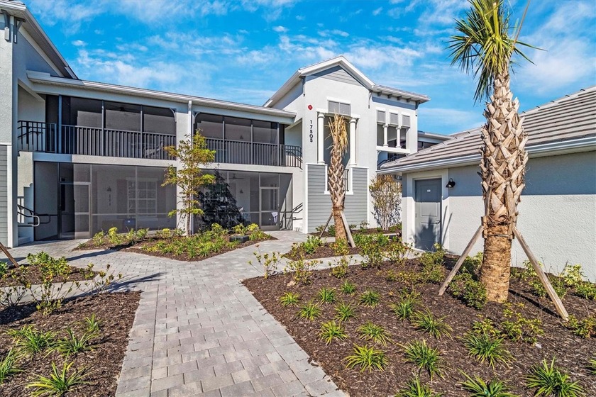Welcome to this beautifully updated 2 bedroom + den, 2 bath - Beach Condo for sale in Venice, Florida on Beachhouse.com