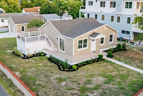 Charming Coastal Cottage! Discover your coastal oasis in this - Beach Home for sale in Villas, New Jersey on Beachhouse.com