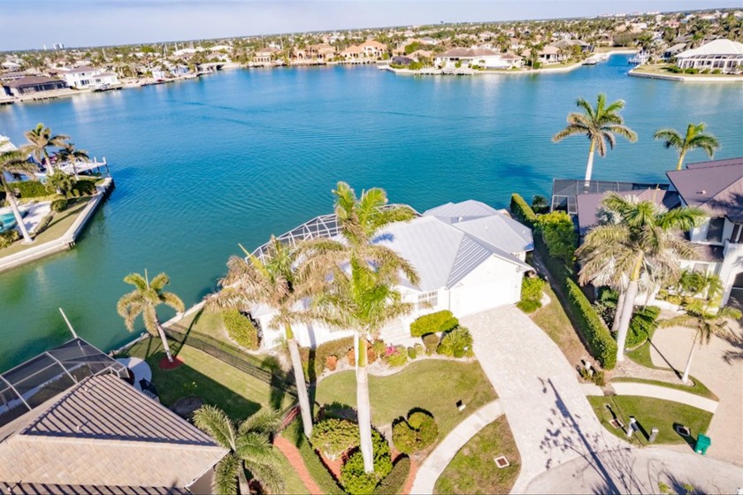 HUGE BAY VIEWS! Oversized Direct Access Key Lot with 160' on the - Beach Home for sale in Marco Island, Florida on Beachhouse.com