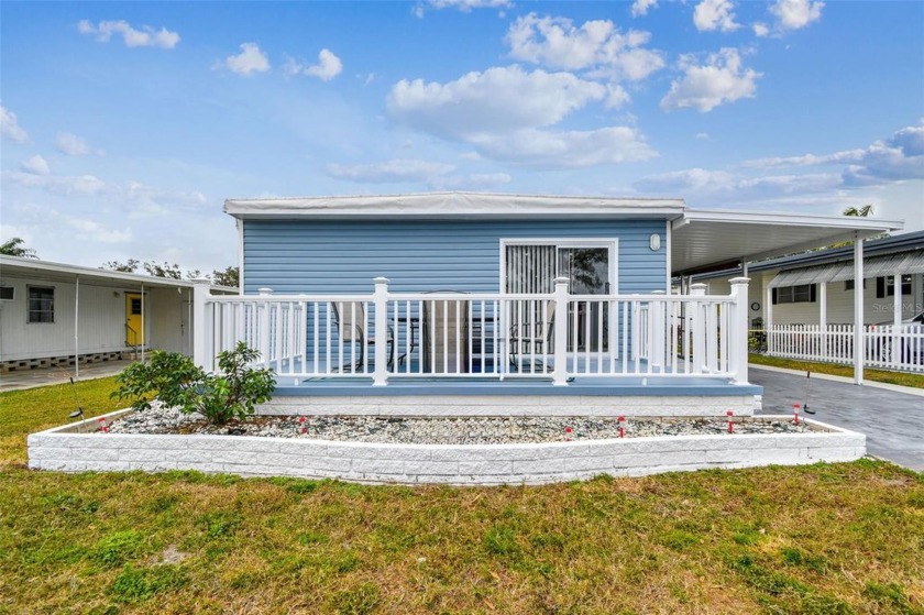 HONEY STOP THE CAR!! THIS IS THE ONE!! COMPLETELY UPDATED! - Beach Home for sale in Largo, Florida on Beachhouse.com