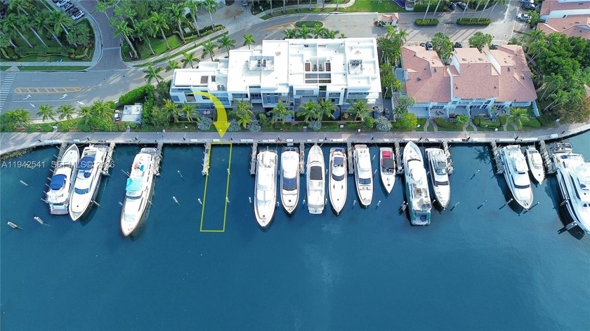 Rare opportunity to purchase Slip #E62 a premier 90' x 22' boat - Beach Lot for sale in Aventura, Florida on Beachhouse.com