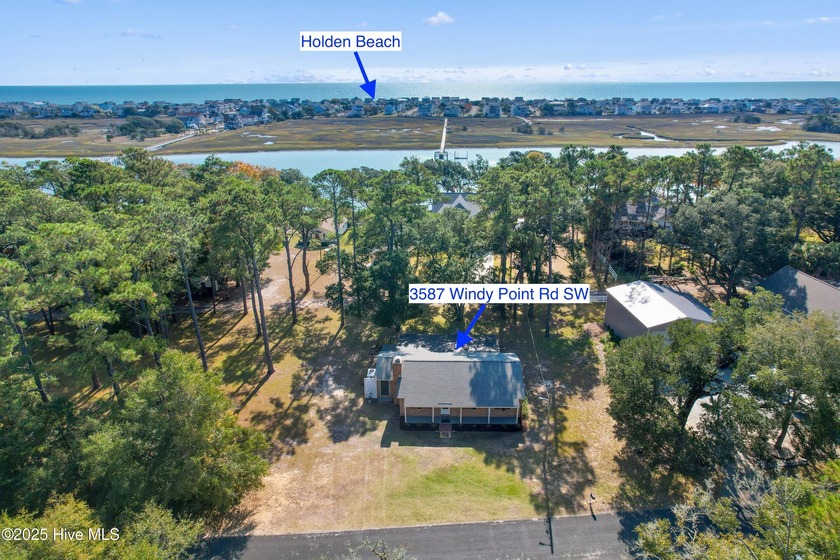 It's time to spend the Holidays at the Beach! Welcome to this - Beach Home for sale in Supply, North Carolina on Beachhouse.com