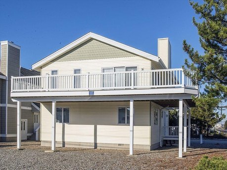 Older home at the North end of Avalon, 1 block from the - Beach Home for sale in Avalon, New Jersey on Beachhouse.com