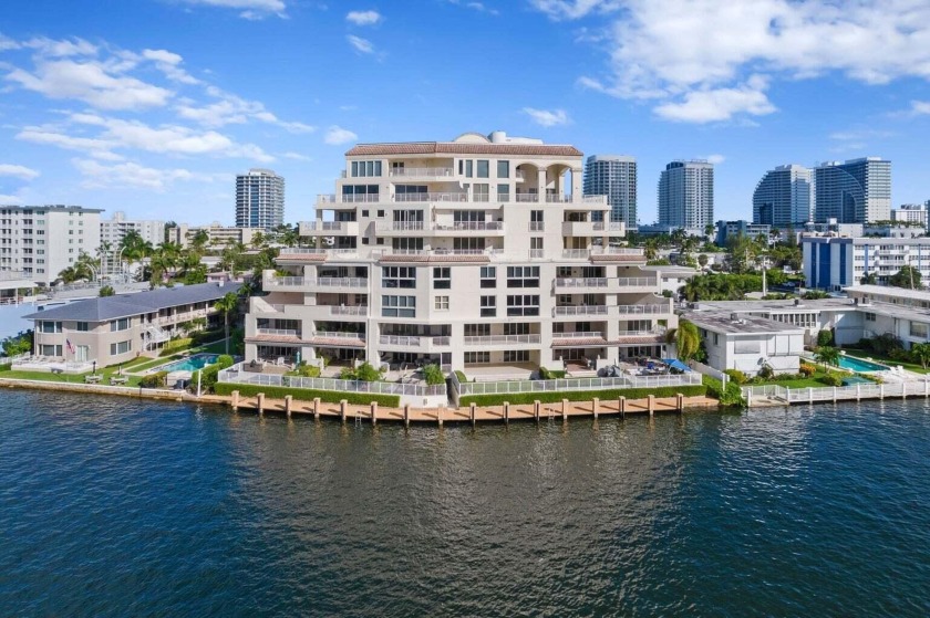 Fabulous renovated large unit in LaCascada   The perfect - Beach Condo for sale in Fort Lauderdale, Florida on Beachhouse.com