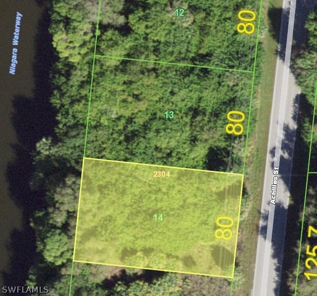 Dont miss out on this very nice canal lot  in fast growing area - Beach Lot for sale in Port Charlotte, Florida on Beachhouse.com