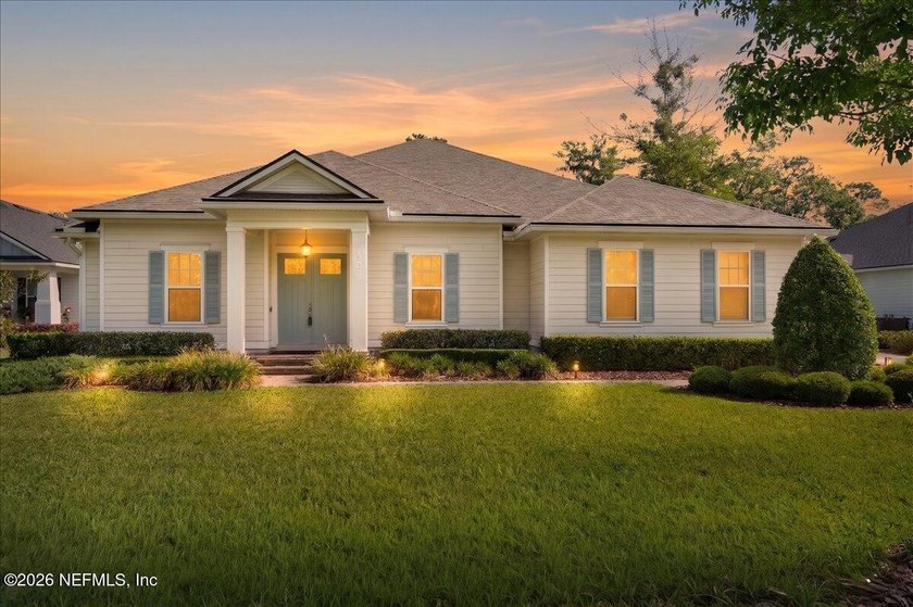 Distinctive 1-story residence in Fleming Estates (NOT a CDD - Beach Home for sale in Fleming Island, Florida on Beachhouse.com