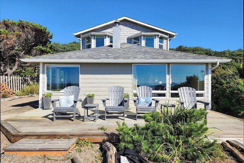 Looking for the Quintessential Beach Home...with panoramic ocean - Beach Home for sale in Yachats, Oregon on Beachhouse.com