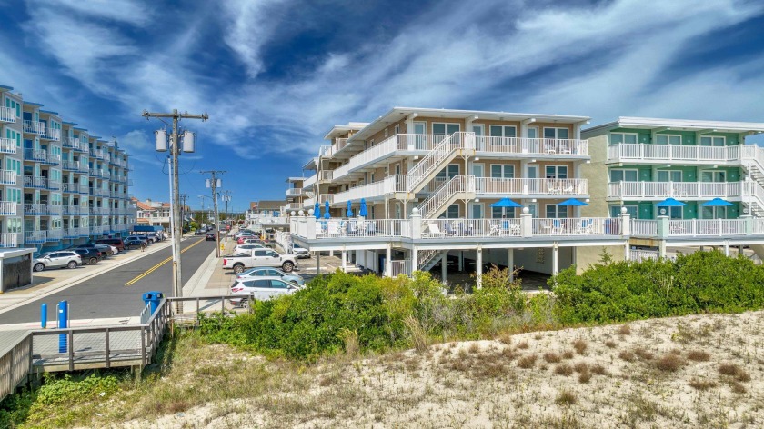 Discover coastal elegance in this 3rd-floor condo with stunning - Beach Condo for sale in Wildwood Crest, New Jersey on Beachhouse.com