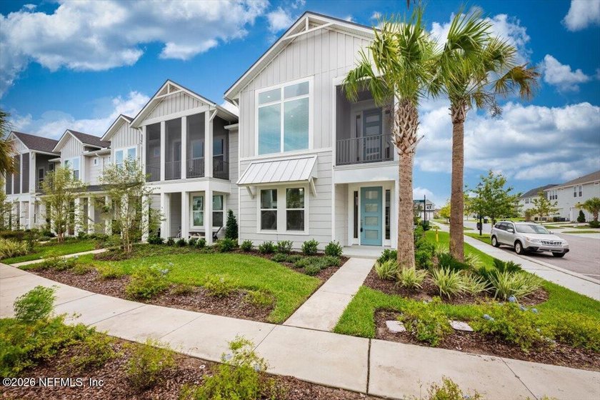 Move-in ready this END-UNIT townhome was only lived in for 1 - Beach Townhome/Townhouse for sale in Ponte Vedra, Florida on Beachhouse.com