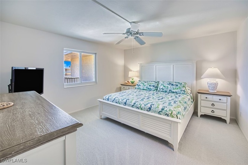 Beautifully renovated, fully furnished,  2-bedroom, 2-bath - Beach Condo for sale in Sanibel, Florida on Beachhouse.com