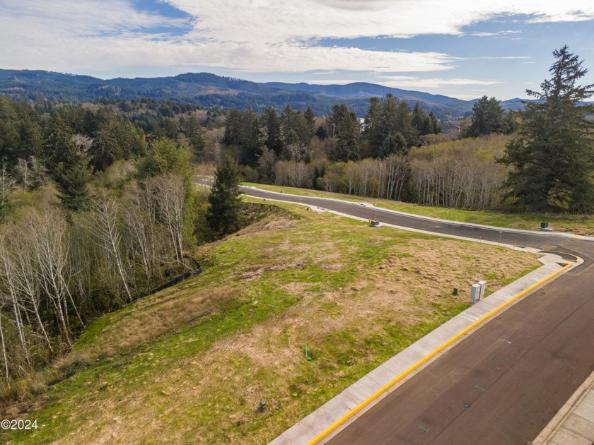 A great opportunity to purchase a ready to build corner lot with - Beach Lot for sale in Lincoln City, Oregon on Beachhouse.com