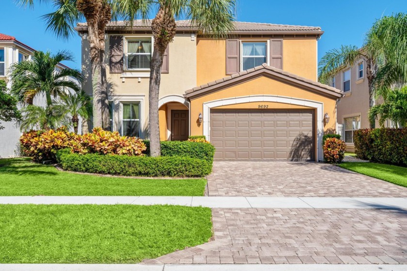 Welcome Home! Discover the Montera 5 model in the coveted - Beach Home for sale in Wellington, Florida on Beachhouse.com