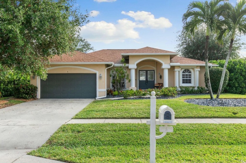 Beautifully updated, move-in ready pool home is centrally - Beach Home for sale in Marco Island, Florida on Beachhouse.com