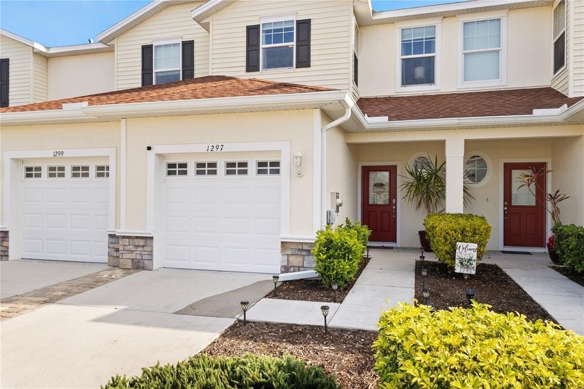 PRICED TO SELL! This beautifully maintained 2017-built townhouse - Beach Townhome/Townhouse for sale in North Port, Florida on Beachhouse.com