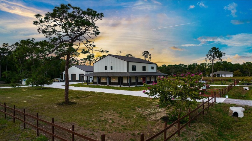 An Unmatched Opportunity in the Heart of Naples - Luxury Estate - Beach Home for sale in Naples, Florida on Beachhouse.com