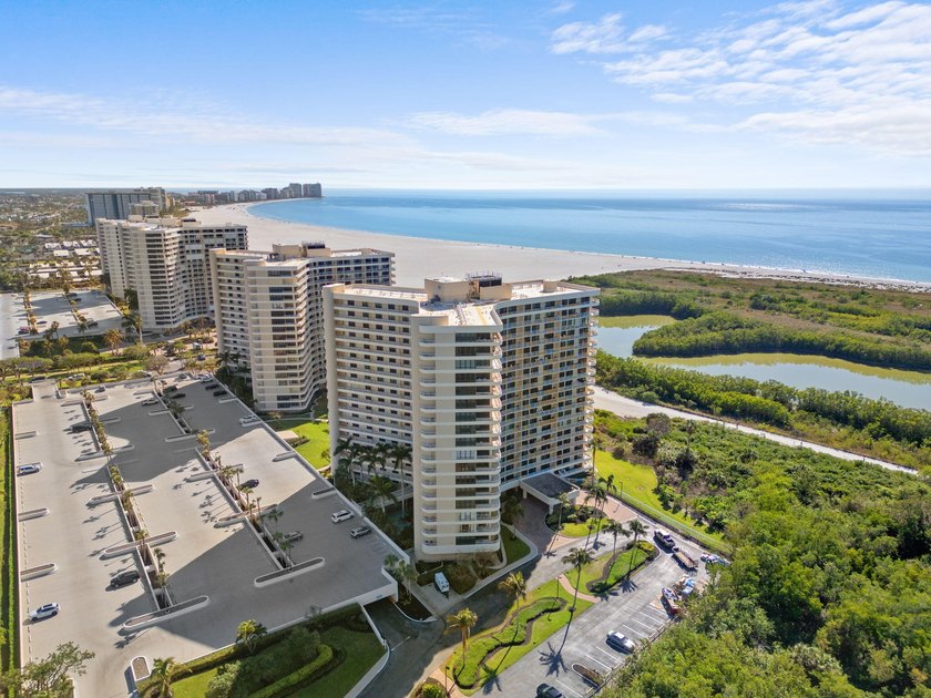 This beautifully decorated turnkey unit offers breathtaking - Beach Condo for sale in Marco Island, Florida on Beachhouse.com