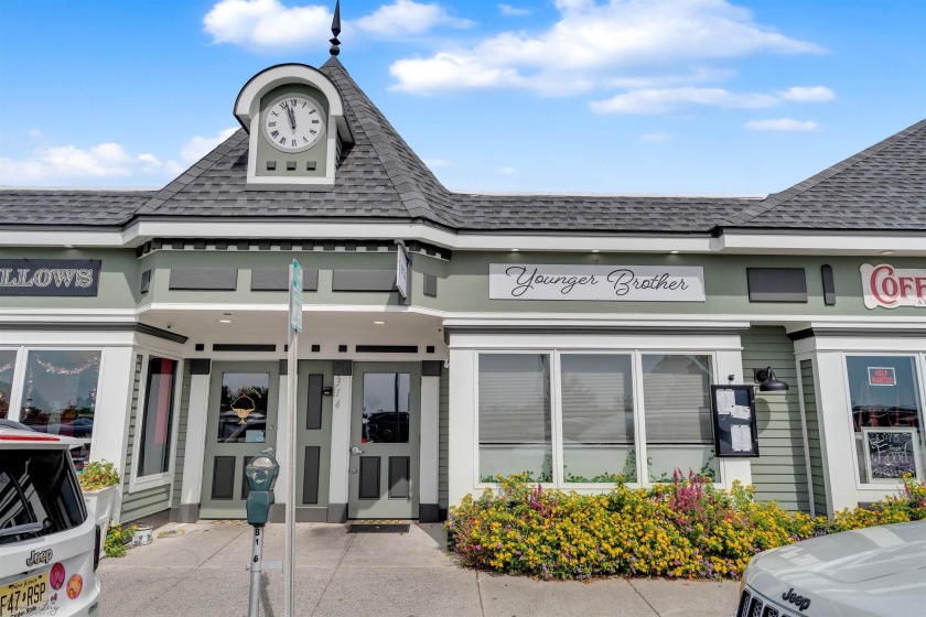 AMAZING OPPORTUNITY TO OWN YOUR OWN BEACHFRONT RESTAURANT IN THE - Beach Commercial for sale in Cape May, New Jersey on Beachhouse.com