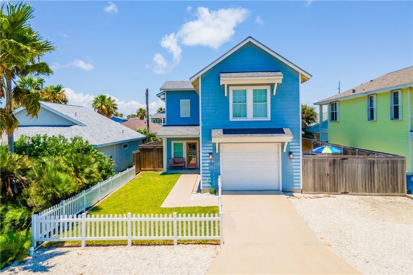 Check out this coastal charmer in Port Aransas's most - Beach Home for sale in Port Aransas, Texas on Beachhouse.com