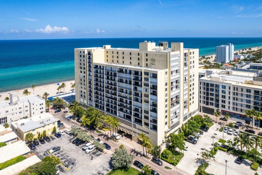 Motivated seller!Discover the potential of this high-rise condo - Beach Condo for sale in Hollywood, Florida on Beachhouse.com