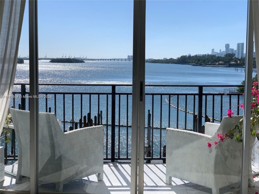 Wake up to sweeping, unobstructed views of Biscayne Bay in this - Beach Condo for sale in Miami, Florida on Beachhouse.com