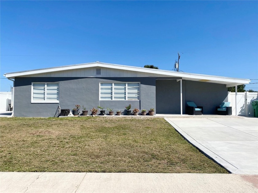 NEW PRICE!  Well-Maintained and Move-In Ready! This beautifully - Beach Home for sale in Port Charlotte, Florida on Beachhouse.com