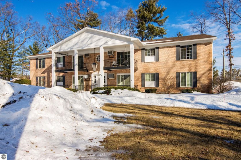 Welcome to 721 Indian Trail, a well-maintained Traverse City - Beach Condo for sale in Traverse City, Michigan on Beachhouse.com