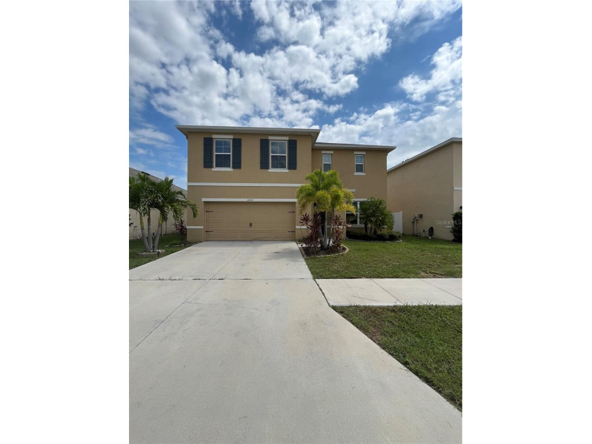 HOA only $100 for Year! Community offering an array of amenities - Beach Home for sale in Gibsonton, Florida on Beachhouse.com