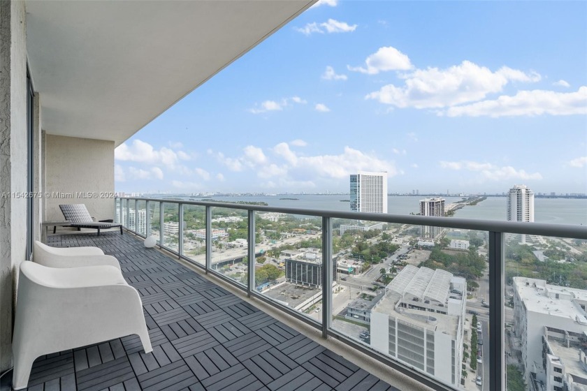 * D I R E C T EAST FACING OPEN BAY AND SKYLINE VIEWS FROM EVERY - Beach Condo for sale in Miami, Florida on Beachhouse.com