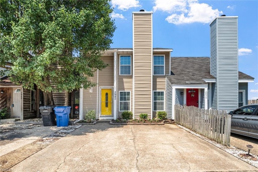 Great opportunity to own a peaceful setting in your own backyard - Beach Townhome/Townhouse for sale in Virginia Beach, Virginia on Beachhouse.com