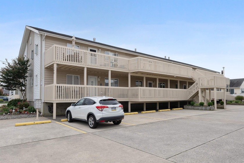 Welcome to your new shore home at Primrose Place! This large - Beach Condo for sale in Wildwood Crest, New Jersey on Beachhouse.com