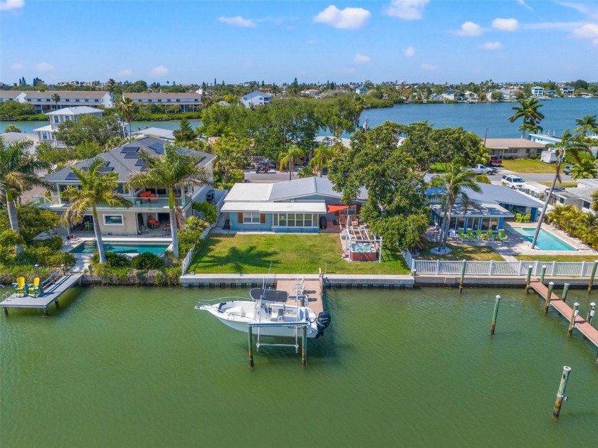 Your waterfront paradise awaits! Every day can feel like - Beach Home for sale in Indian Rocks Beach, Florida on Beachhouse.com