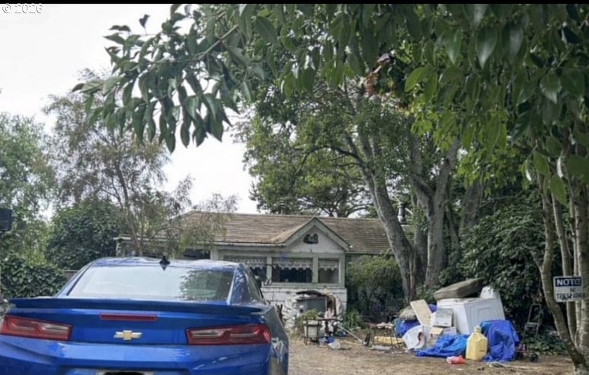 Seller is selling property with occupant. Please do not disturb - Beach Home for sale in Coos Bay, Oregon on Beachhouse.com