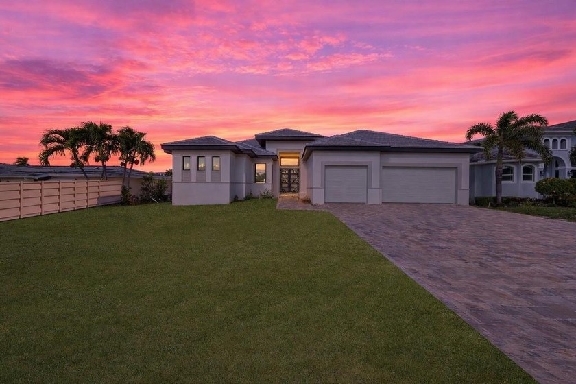 Waterfront Estate with huge dock. Newly constructed, ready - Beach Home for sale in Cape Coral, Florida on Beachhouse.com