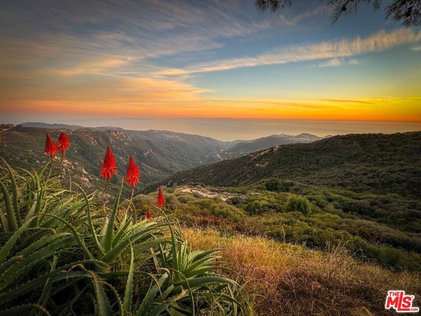 Perched high in the iconic Malibu hills, this extraordinary - Beach Lot for sale in Malibu, California on Beachhouse.com