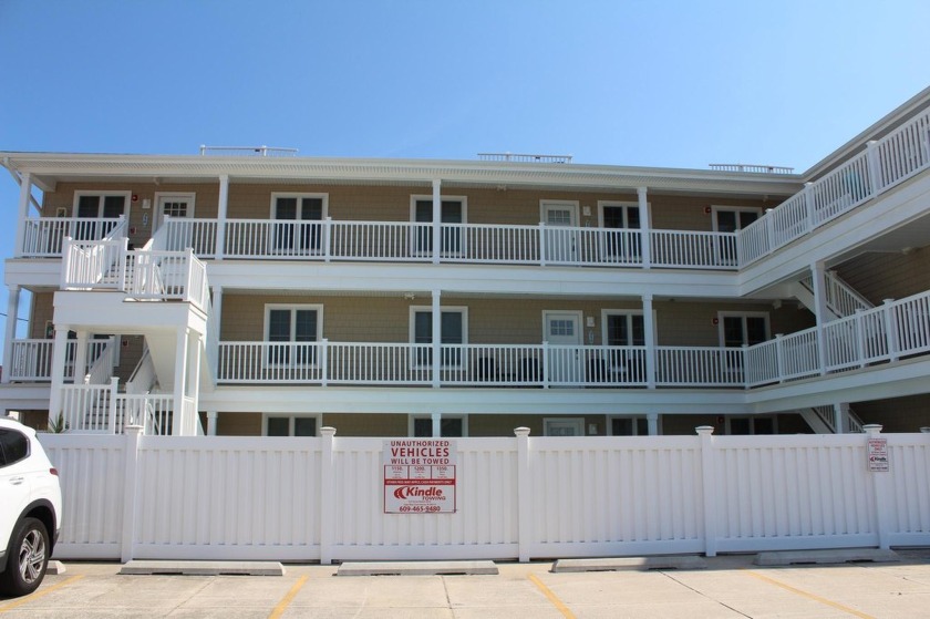 Welcome to your home away from home.  Great Location, Beach - Beach Condo for sale in North Wildwood, New Jersey on Beachhouse.com