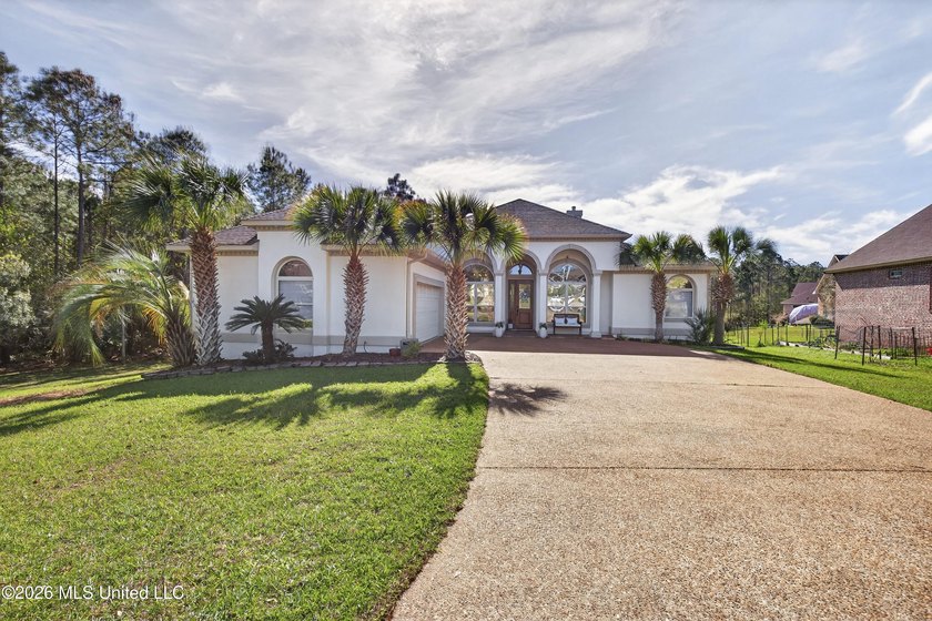 This is the one!!! Welcome to this immaculately maintained - Beach Home for sale in Diamondhead, Mississippi on Beachhouse.com