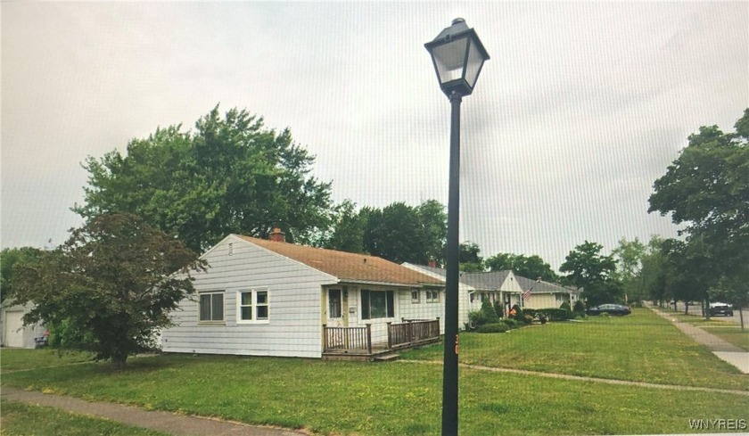 *Fairy Tale* home complete with moving wall. Storybook Model. 3 - Beach Home for sale in Buffalo, New York on Beachhouse.com
