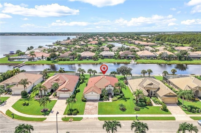 Live the Vacation Lifestyle in a Country Club Setting!  This - Beach Home for sale in Naples, Florida on Beachhouse.com