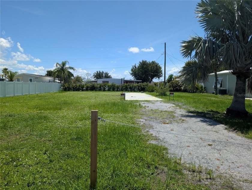Mobile Home lot in the boating community of Mobile Estates! - Beach Lot for sale in Englewood, Florida on Beachhouse.com