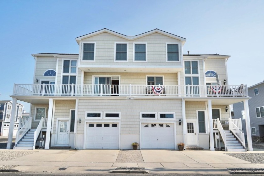 Beautiful Bayview Townhouse Unit on the Corner of 75th and - Beach Townhome/Townhouse for sale in Sea Isle City, New Jersey on Beachhouse.com