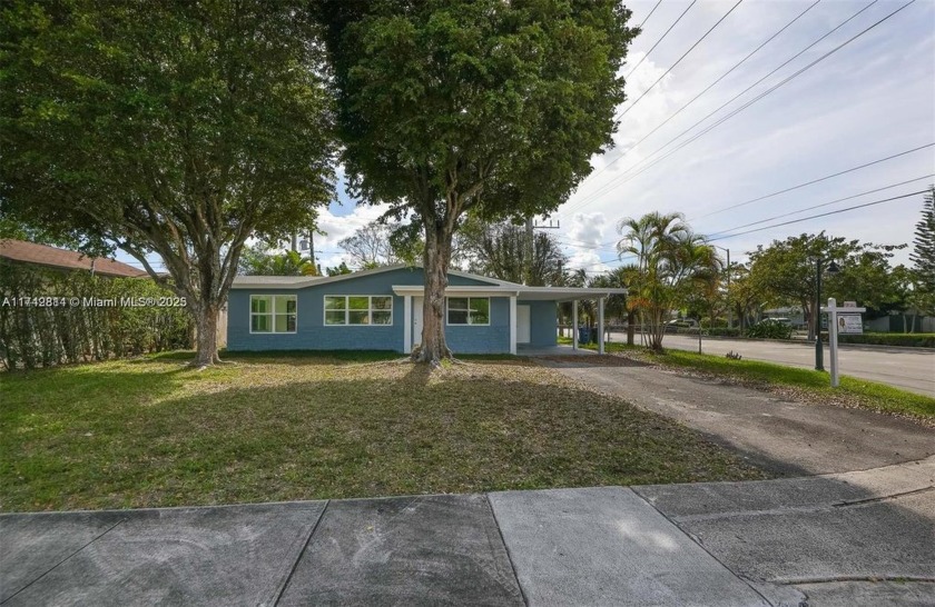 Beautiful remodeled home in the heart of desirable Wilton - Beach Home for sale in Wilton Manors, Florida on Beachhouse.com