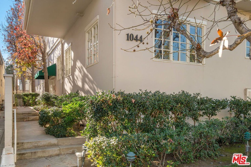 Soak up the Santa Monica lifestyle in this spacious 2BD/2BA - Beach Condo for sale in Santa Monica, California on Beachhouse.com