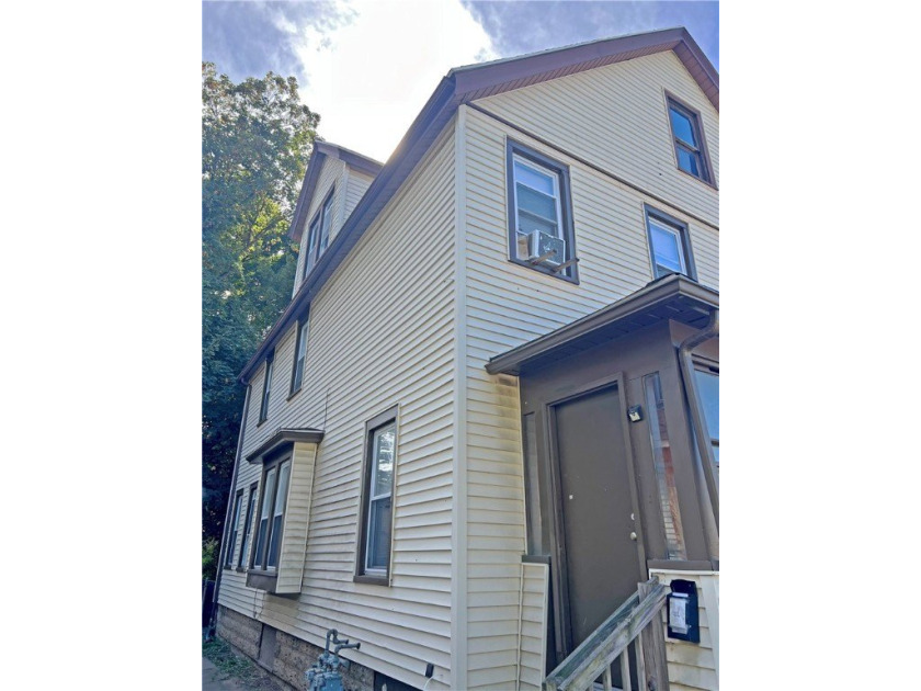 Dependable duplex in Rochester's classic 19th Ward-111-113 - Beach Home for sale in Rochester, New York on Beachhouse.com