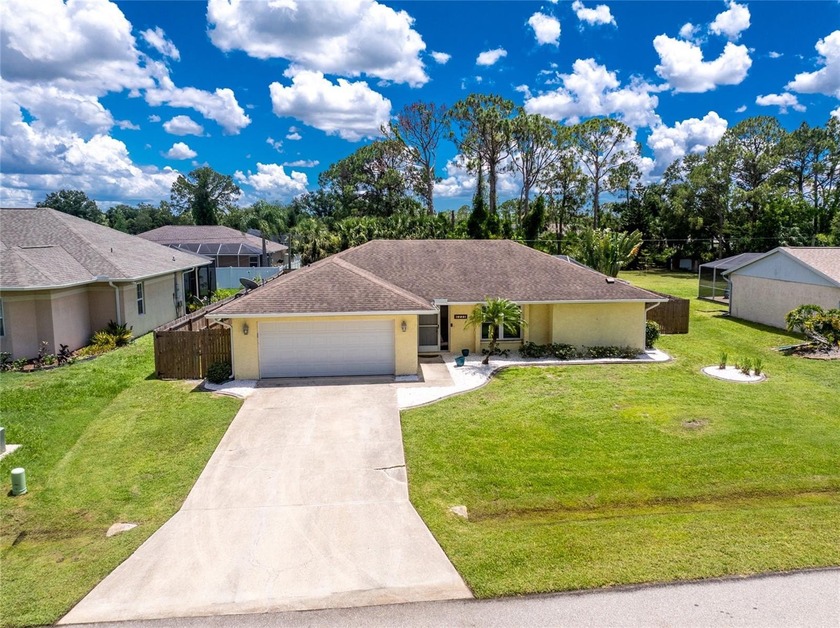 Under contract-accepting backup offers. Exceptional 3-Bedroom - Beach Home for sale in North Port, Florida on Beachhouse.com