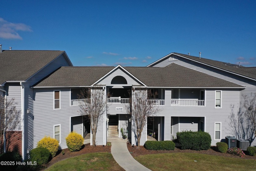 Completely updated 2 bedroom 2 bath, 1,448 sqft first floor - Beach Condo for sale in Wilmington, North Carolina on Beachhouse.com