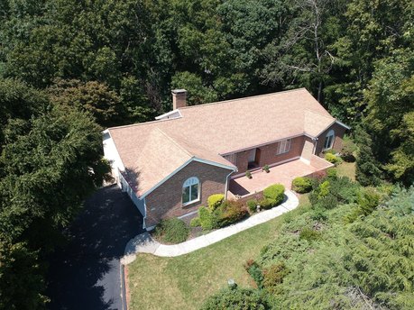 Take a 3D Tour 24/7 or Enjoy a Video Walkthrough 24/7! - Beach Home for sale in Waterford, Connecticut on Beachhouse.com